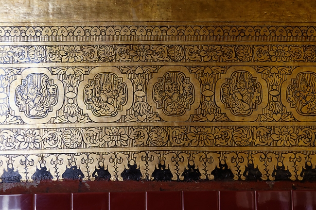 Mandalay-Bouddha Mahamuni-031